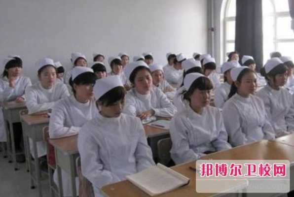 卫校52学什么（卫校有什么科目）